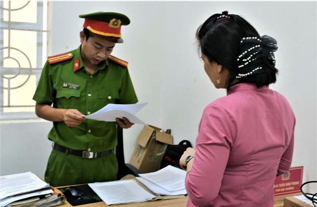 Phẫn nộ vụ việc bảo mẫu ném bé 1 tuổi xuống nền nhà khiến bé bị chấn thương sọ não, lý do gây bức xúc