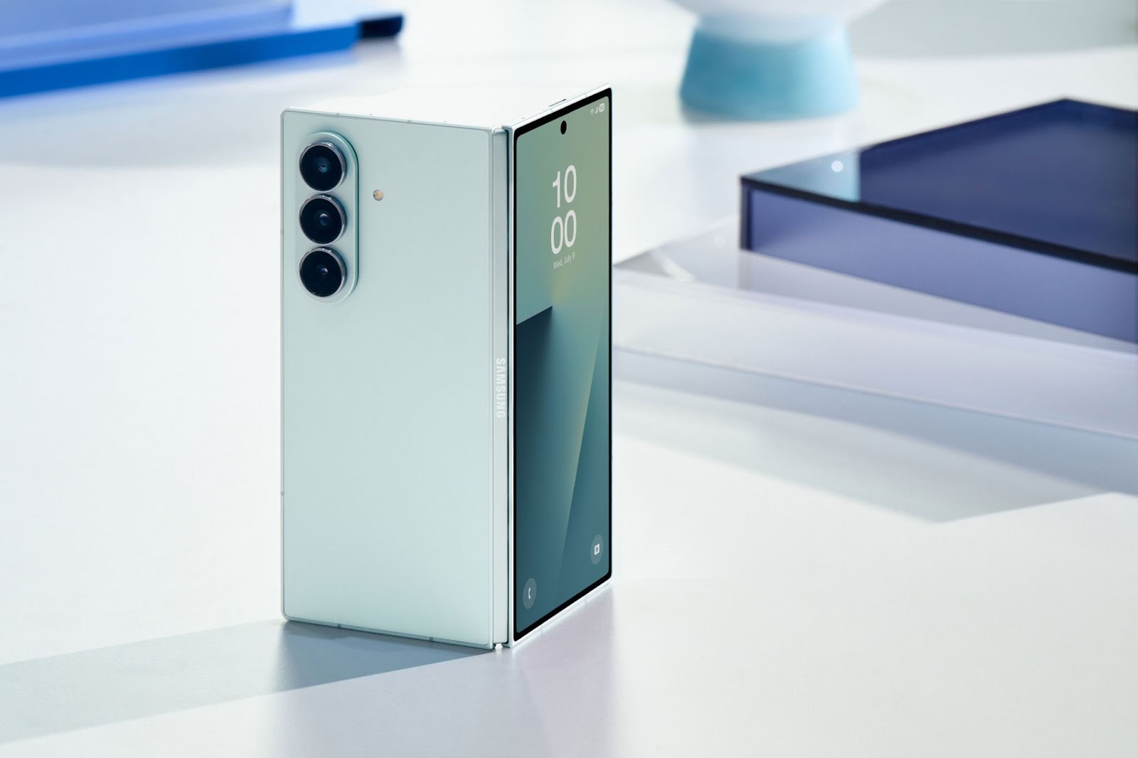 Cầm lên rồi mới thấy: Galaxy Z Fold7 đáng nâng cấp đến mức nào?