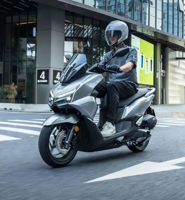 Thay thế Air Blade, Honda ra mắt ‘vua xe ga' 150cc hoàn toàn mới ‘xịn’ hơn Vario, giá 54 triệu đồng ảnh 1