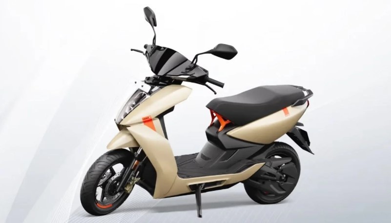 ‘Kẻ hủy diệt Honda SH Mode’ ra mắt với giá 43,6 triệu đồng: Rẻ hơn Air Blade mà trang bị cực đỉnh ảnh 1