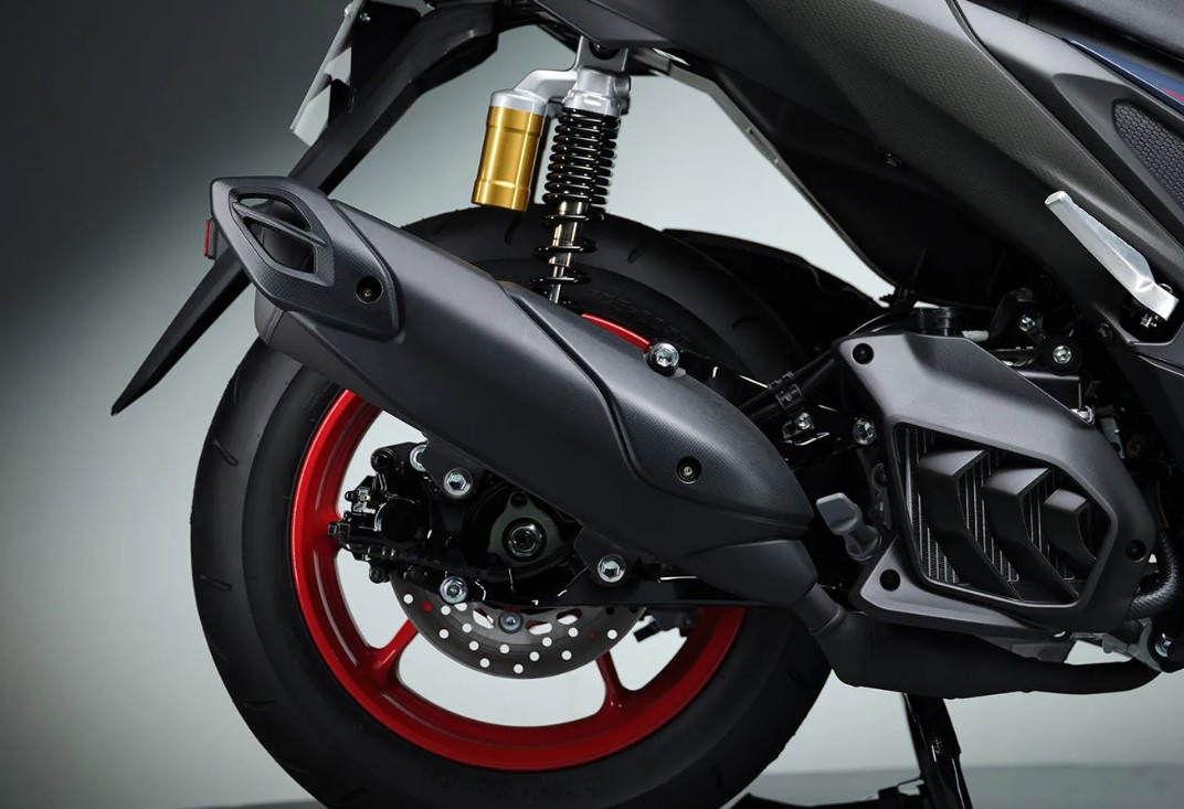 Tin xe 4/8: ‘Vua xe ga’ mới của Yamaha ra mắt giá 57 triệu đồng, đại chiến Honda Air Blade và Vario