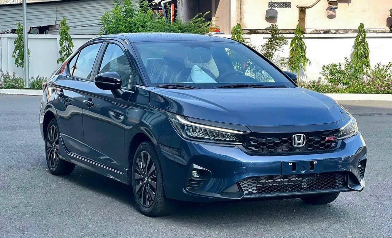 Giá xe Honda City đầu tháng 8/2025 ‘rẻ như bèo’, ‘chơi tất tay’ với Toyota Vios và Hyundai Accent