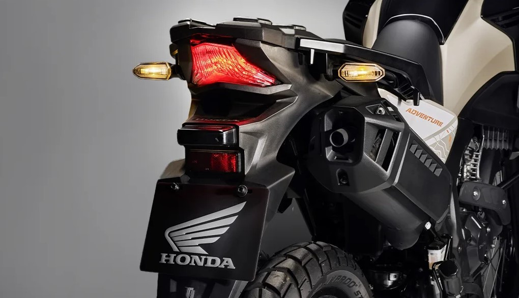 Honda chính thức ra mắt ‘ông hoàng côn tay’ mới ‘chất’ hơn Winner X và Yamaha Exciter, giá cực rẻ ảnh 9