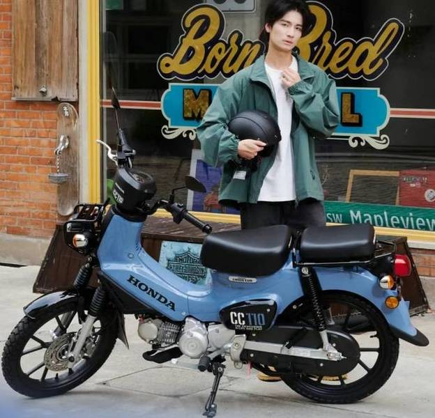 Honda ra mắt ‘ông hoàng xe số’ mới cá tính hơn Future, trang bị ‘đè bẹp’ Wave Alpha và RSX, giá rẻ ảnh 3