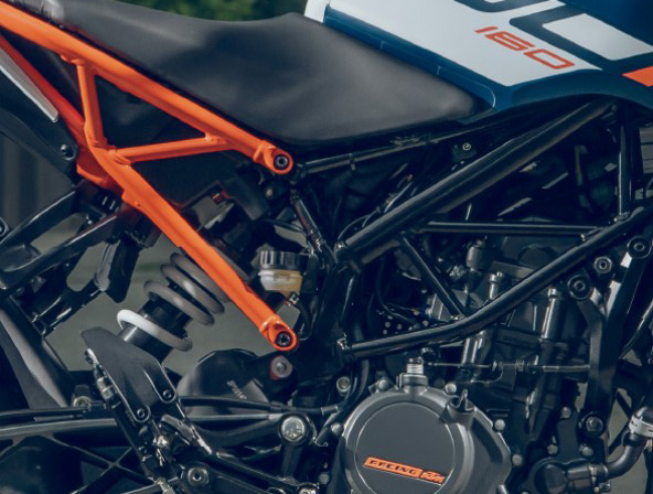 ‘Kẻ hủy diệt Yamaha Exciter’ ra mắt giá 48 triệu đồng, sức mạnh át vía Honda Winner X, có ABS 2 kênh