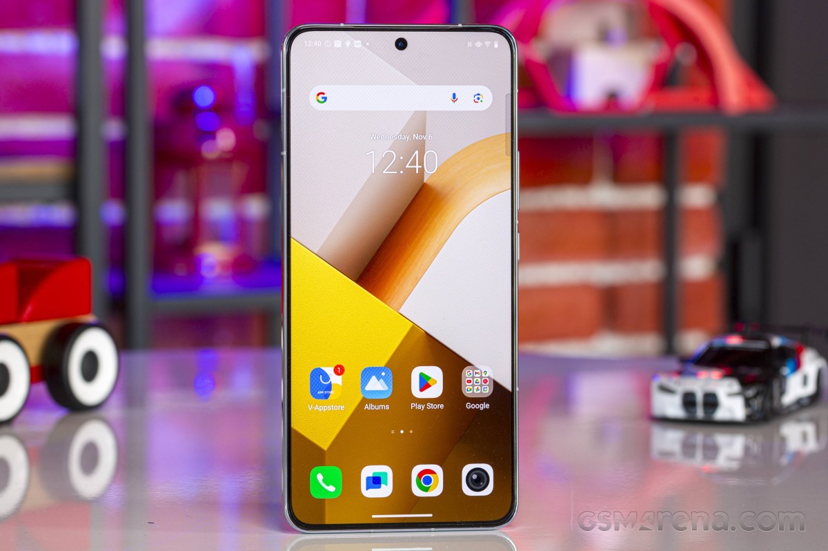 iQOO 13 chưa đầy 13 triệu, sát thủ hiệu năng với sức mạnh ngang ngửa Galaxy S25 Ultra nhưng rẻ bèo