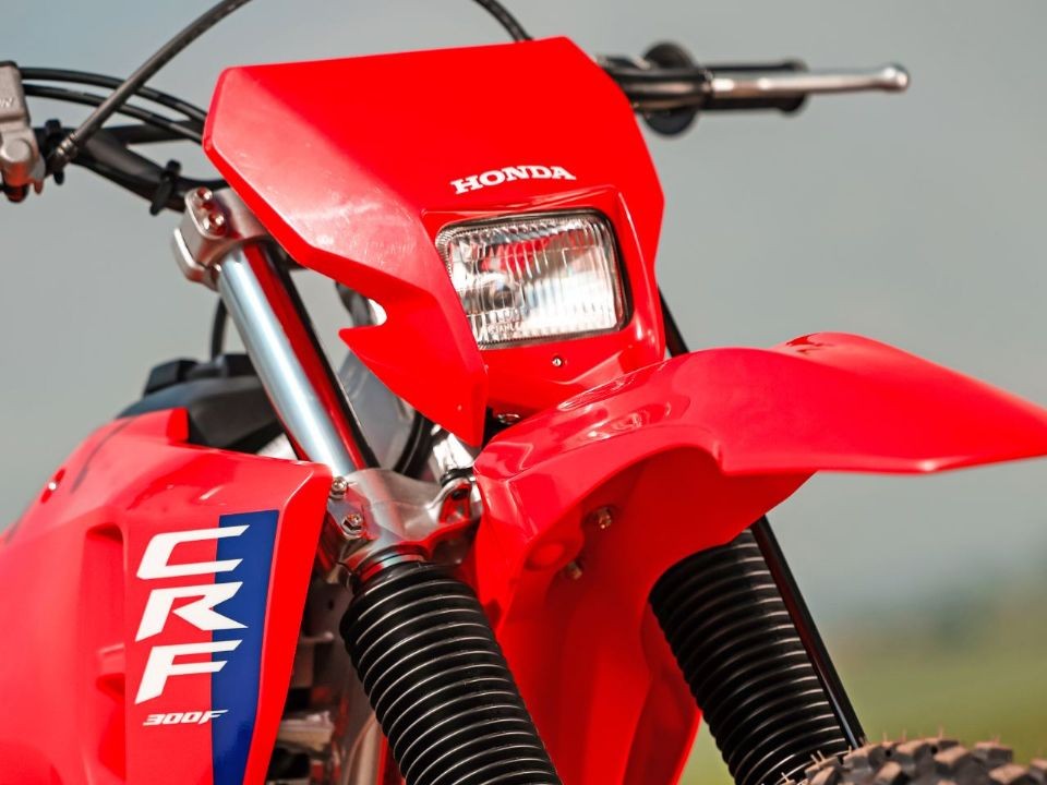 Honda ra mắt ‘tân binh côn tay’ đẹp mê ly, trang bị áp đảo Winner X và Yamaha Exciter, giá cực 'mềm' ảnh 1