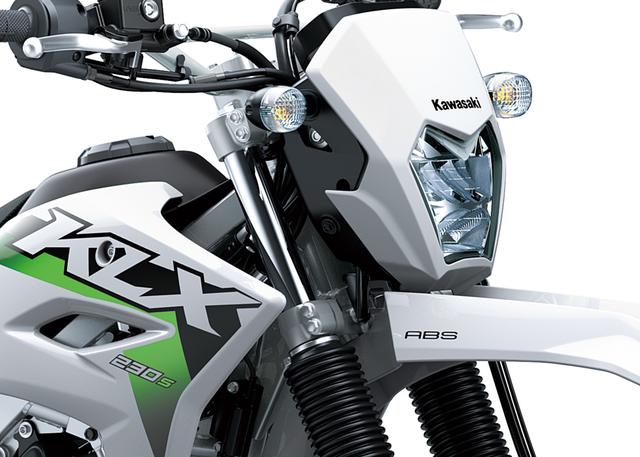 ‘Chiến binh côn tay’ mới của Nhật chính thức ra mắt: Chất hơn hẳn Honda Winner X và Exciter, giá mềm