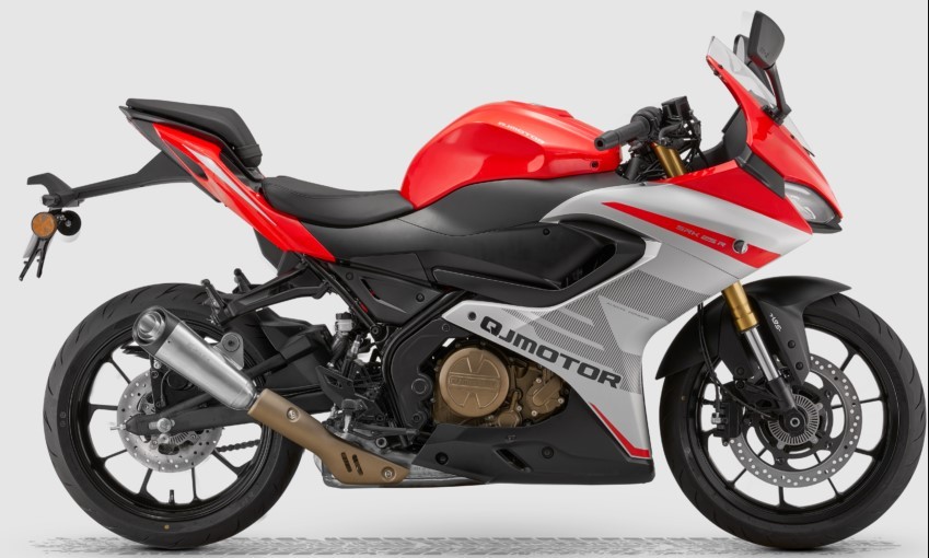 Khắc chế Yamaha Exciter, ‘vua côn tay’ 250cc mới xịn hơn Honda Winner X ra mắt với giá 54 triệu đồng ảnh 1