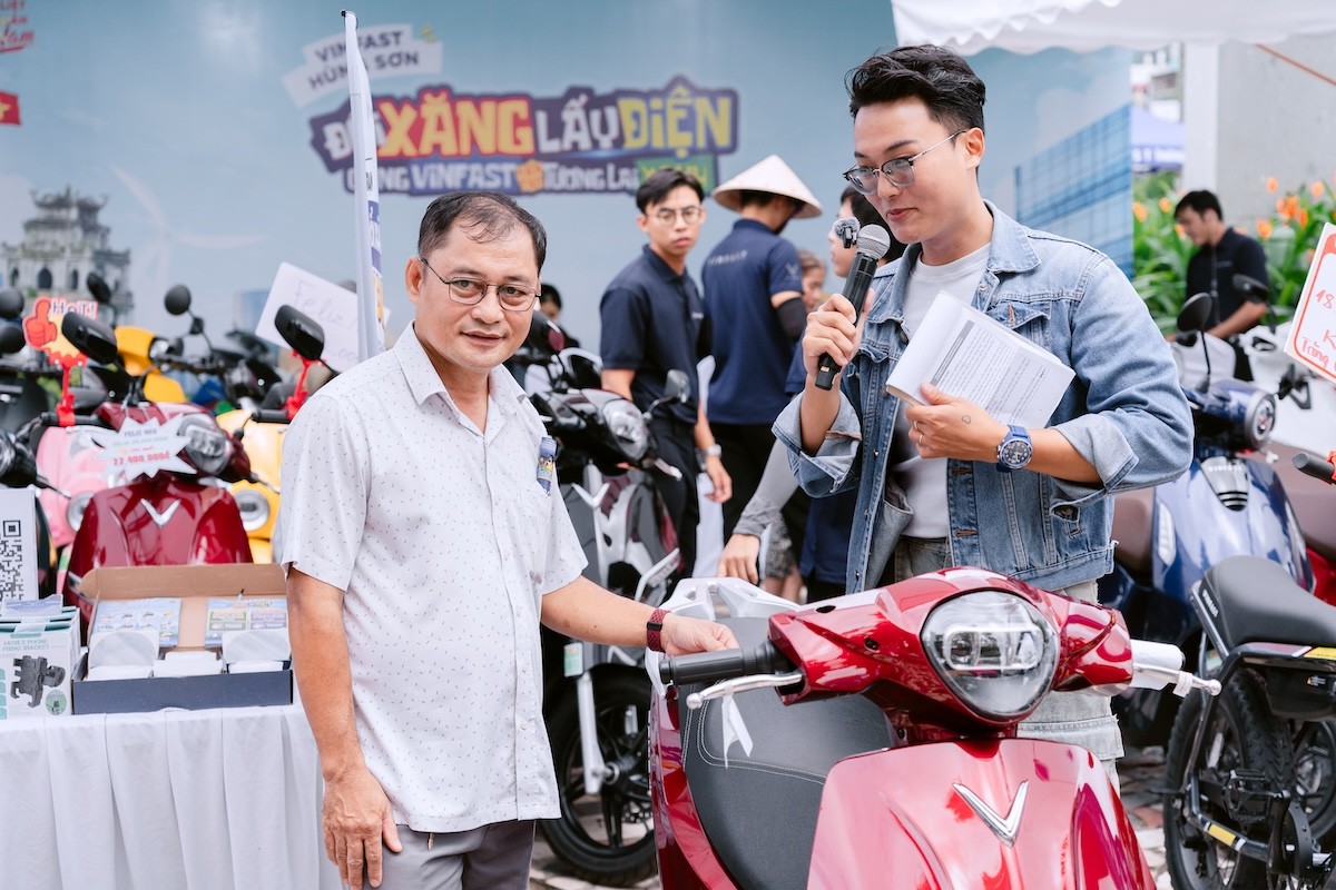 Khách hàng ‘đổi xăng lấy điện’: Đã có Evo200 Lite nhưng vẫn mua thêm Feliz Neo vì thấy tốt và tiện ảnh 2