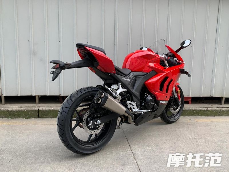 Ra mắt ‘vua côn tay’ mới giá rẻ, thiết kế đẹp lấn át Honda Winner X, trang bị ăn đứt Yamaha Exciter ảnh 6