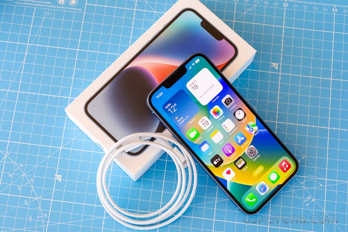 iphone-2-1755837581.jpg