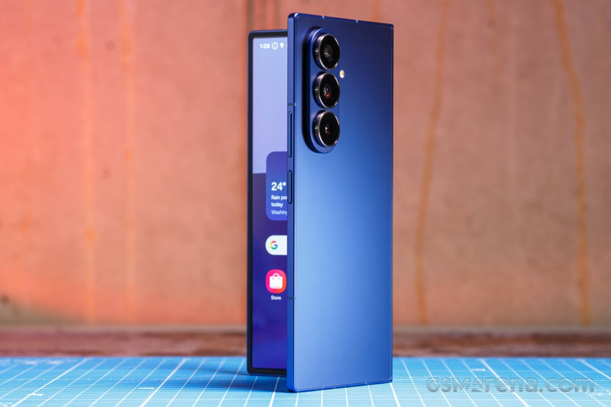 Cập nhật giá Galaxy Z Fold7 cuối tháng 8: Tiếp tục hạ sâu ‘nghênh chiến’ iPhone 17 Pro Max
