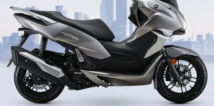 ‘Cơn ác mộng của Honda Air Blade’ ra mắt giá 62 triệu đồng, trang bị vượt trội hơn cả SH và Vario