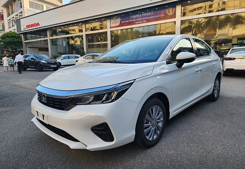 Giá xe Honda City lăn bánh cuối tháng 8/2025 đang cực rẻ, hạ đo ván Toyota Vios và Hyundai Accent