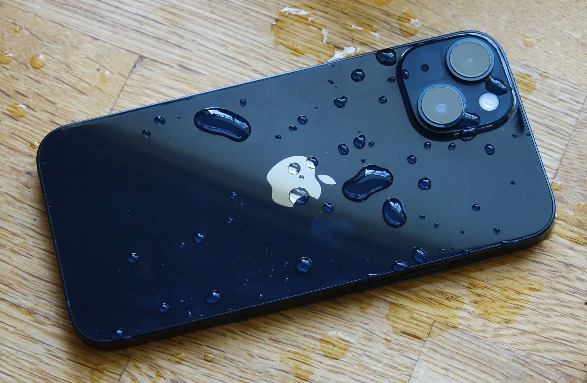 Đây là chiếc iPhone giảm giá cực sâu, ngoại hình xịn sò, hiệu năng cao, chốt ngay và luôn để chơi lễ 2/9