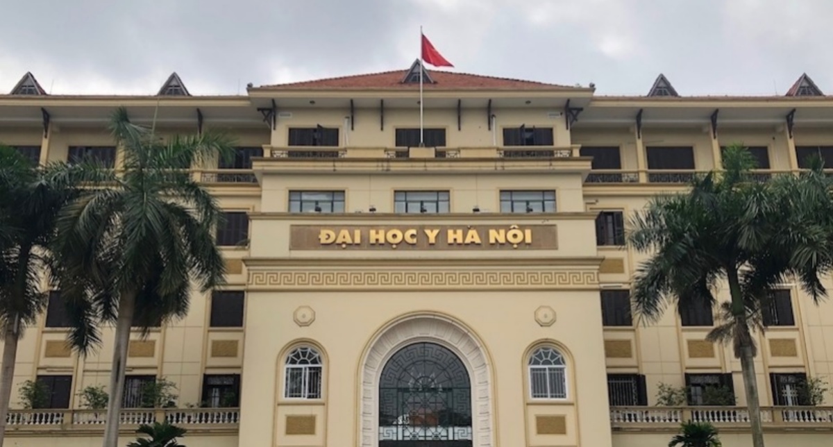 Đại học Y Hà Nội lên tiếng vụ thí sinh 28,1 điểm vẫn trượt nhưng người thấp điểm hơn lại đỗ