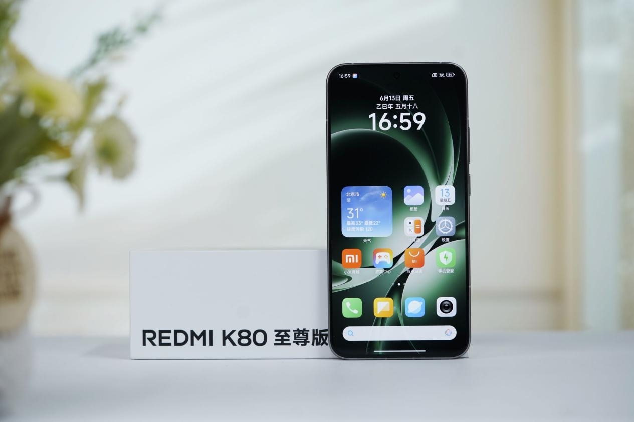 Đây là vua hiệu năng giá rẻ như cho vừa về Việt Nam cho ăn đứt iPhone 16 Pro Max, Galaxy S25 Ultra