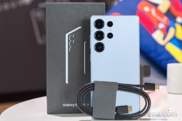 Đây là vua Android cao cấp, AI mạnh, camera khủng, ăn đứt cả iPhone 16 Pro Max và iPhone 17 Pro Max