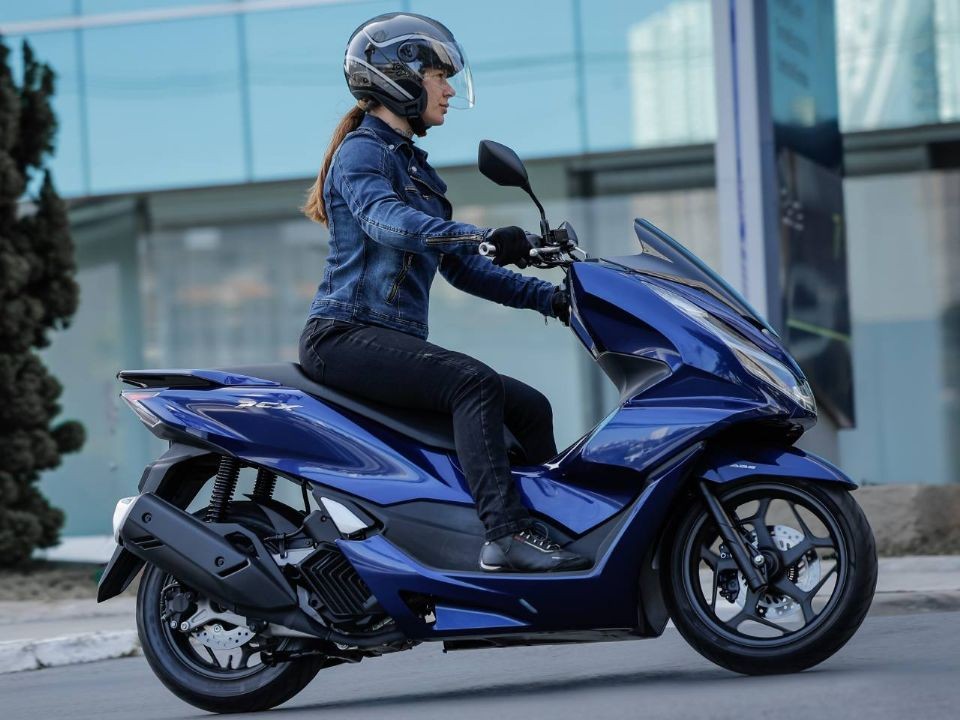 Honda chính thức ra mắt ‘vua xe ga’ 160cc mới ‘soán ngôi’ SH với giá 77 triệu đồng, thiết kế mê ly ảnh 4