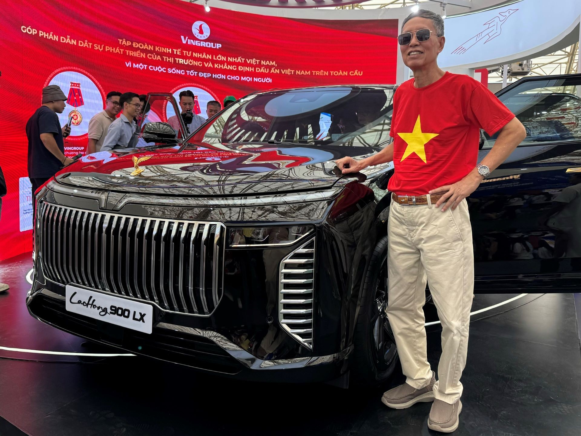 Khách tham quan chia sẻ: Lạc Hồng 900 LX là dấu ấn mới cho công nghiệp Việt trên bản đồ thế giới ảnh 2
