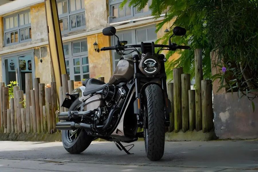 Tin xe 1/9: Ra mắt ‘vua côn tay’ mới giá 58 triệu đồng, ‘đè bẹp’ Yamaha Exciter và Honda Winner X ảnh 1
