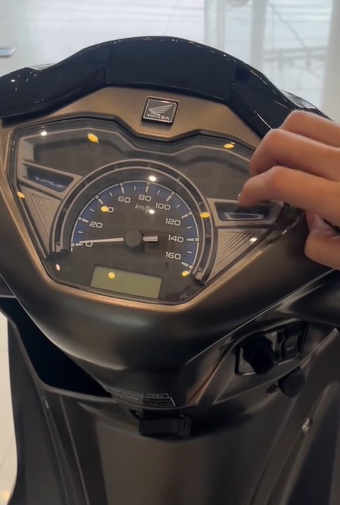 Honda mở bán ‘vua xe số’ 125cc mới giá 40 triệu đồng: Đẹp lấn át Wave Alpha, trang bị áp đảo Future ảnh 3