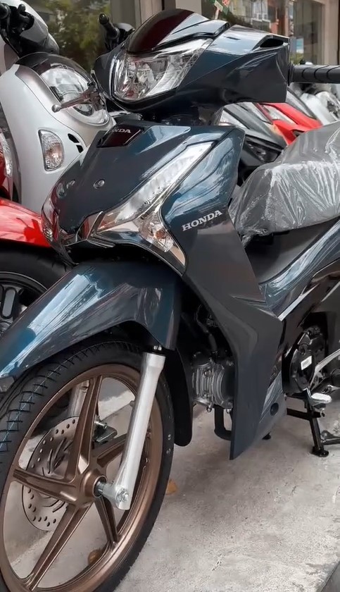 Honda mở bán ‘vua xe số’ 125cc mới giá 40 triệu đồng: Đẹp lấn át Wave Alpha, trang bị áp đảo Future ảnh 9