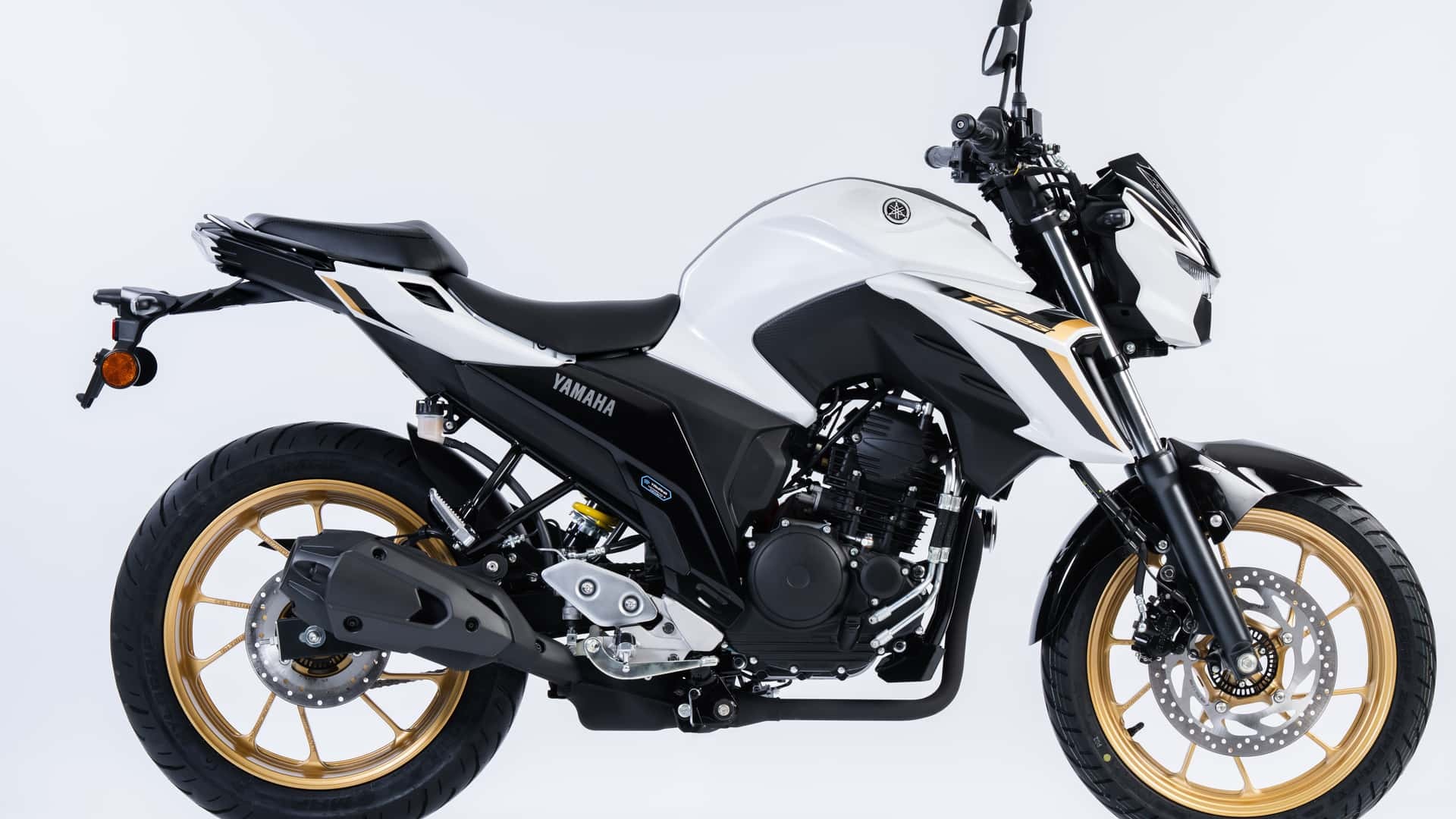 Yamaha ra mắt ‘quái thú côn tay’ mới mạnh mẽ hơn Yamaha Exciter, có ABS 2 kênh mà giá lại cực 'mềm' ảnh 2