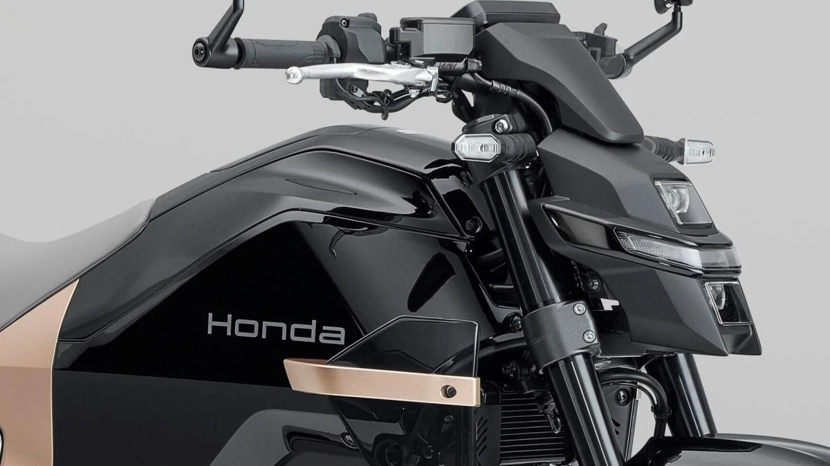 Honda chính thức ra mắt ‘xe điện quốc dân’ mới đẹp long lanh: Có màn TFT chất, công suất ngang 600cc