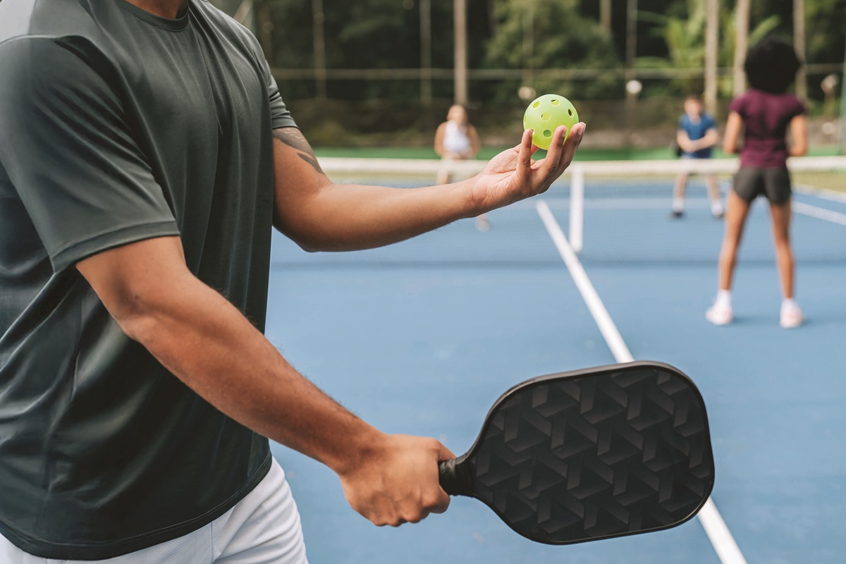 Toàn thắng trước vợ cũ trên sân pickleball, chàng trai không được phép nhìn mặt con