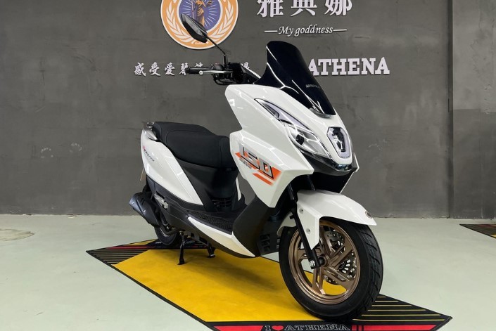 Hạ bệ Honda Vision, ra mắt ‘xe ga quốc dân’ 150cc mới giá 26 triệu đồng có ABS 2 kênh át vía SH mode ảnh 1