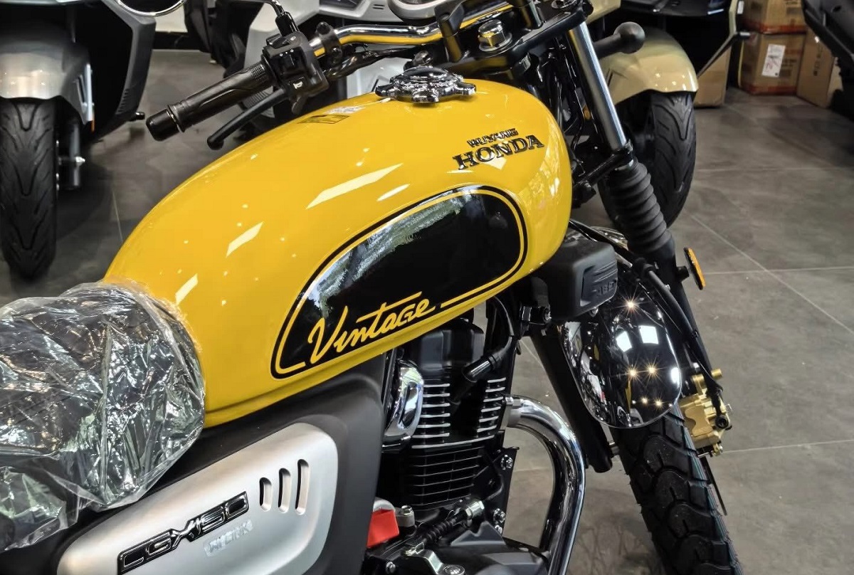 ‘Vua côn tay’ 150cc mới của Honda chính thức về đại lý: Đẹp át vía Yamaha Exciter, giá 32 triệu đồng