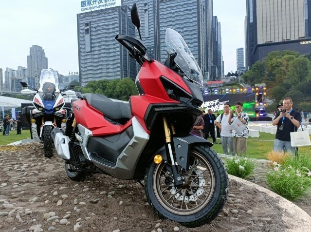 Honda ra mắt ‘vua xe ga’ 150cc hoàn toàn mới giá 74 triệu đồng, trang bị át vía cả SH và Air Blade ảnh 7