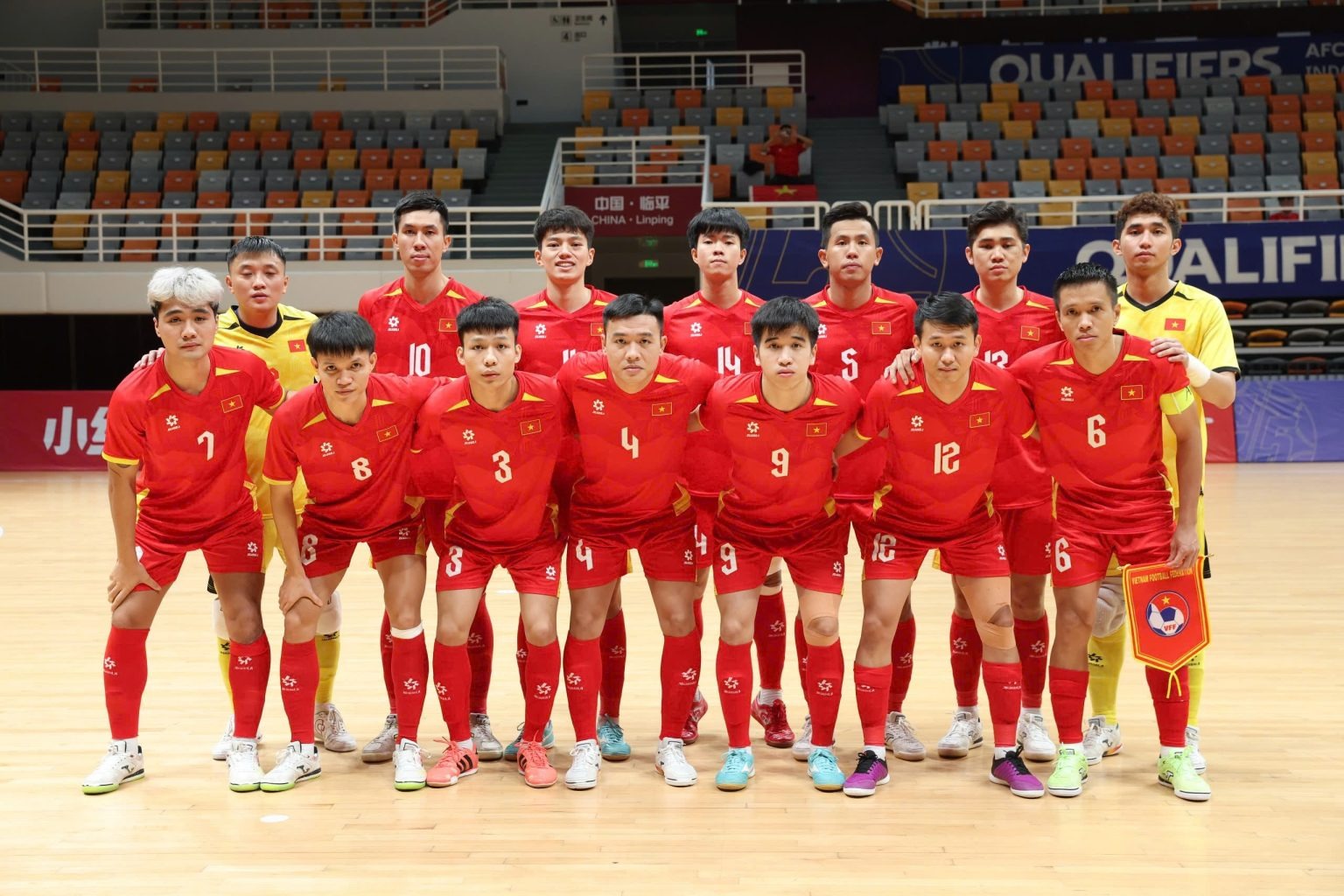 Xác định 14 đội tuyển dự VCK futsal châu Á 2026: ĐT Việt Nam phô diễn sức mạnh, Thái Lan thoát hiểm