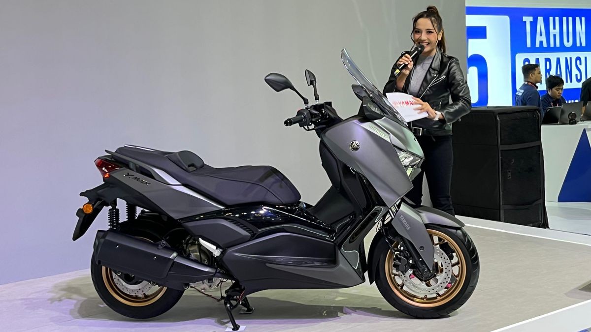 Khiêu chiến Honda SH, Yamaha ra mắt ‘vua xe ga’ 250cc mới cứng với giá rẻ, có đủ ABS 2 kênh và TCS ảnh 1