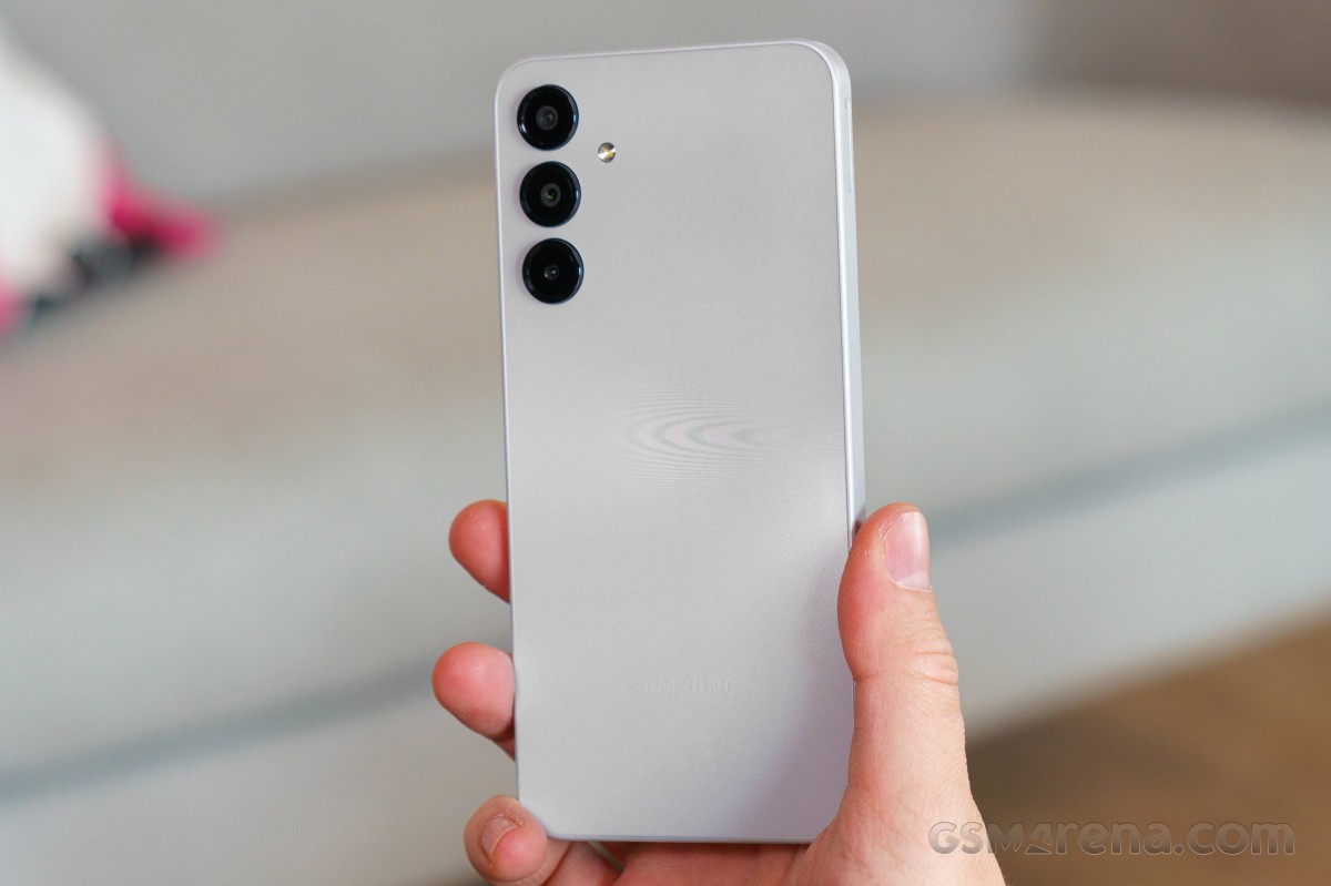 Đây hoàn toàn có thể là vua doanh số Android, giá 3 triệu có màn 120Hz như iPhone 17