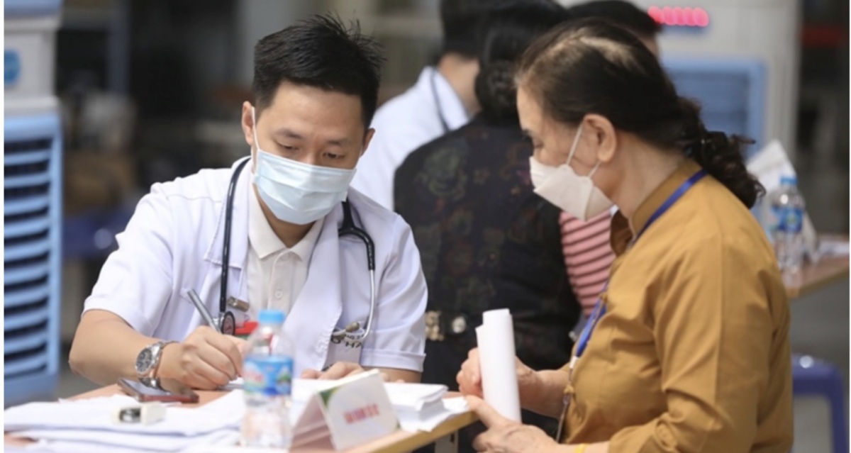 Từ 1/10, 2 chính sách y tế đặc biệt quan trọng chính thức có hiệu lực, người dân ai cũng phải nhớ rõ