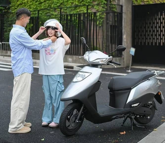 Honda ra mắt ‘huyền thoại xe ga’ mới đẹp như Spacy, giá từ 28 triệu đồng rẻ hơn Vision, có bản ABS ảnh 2