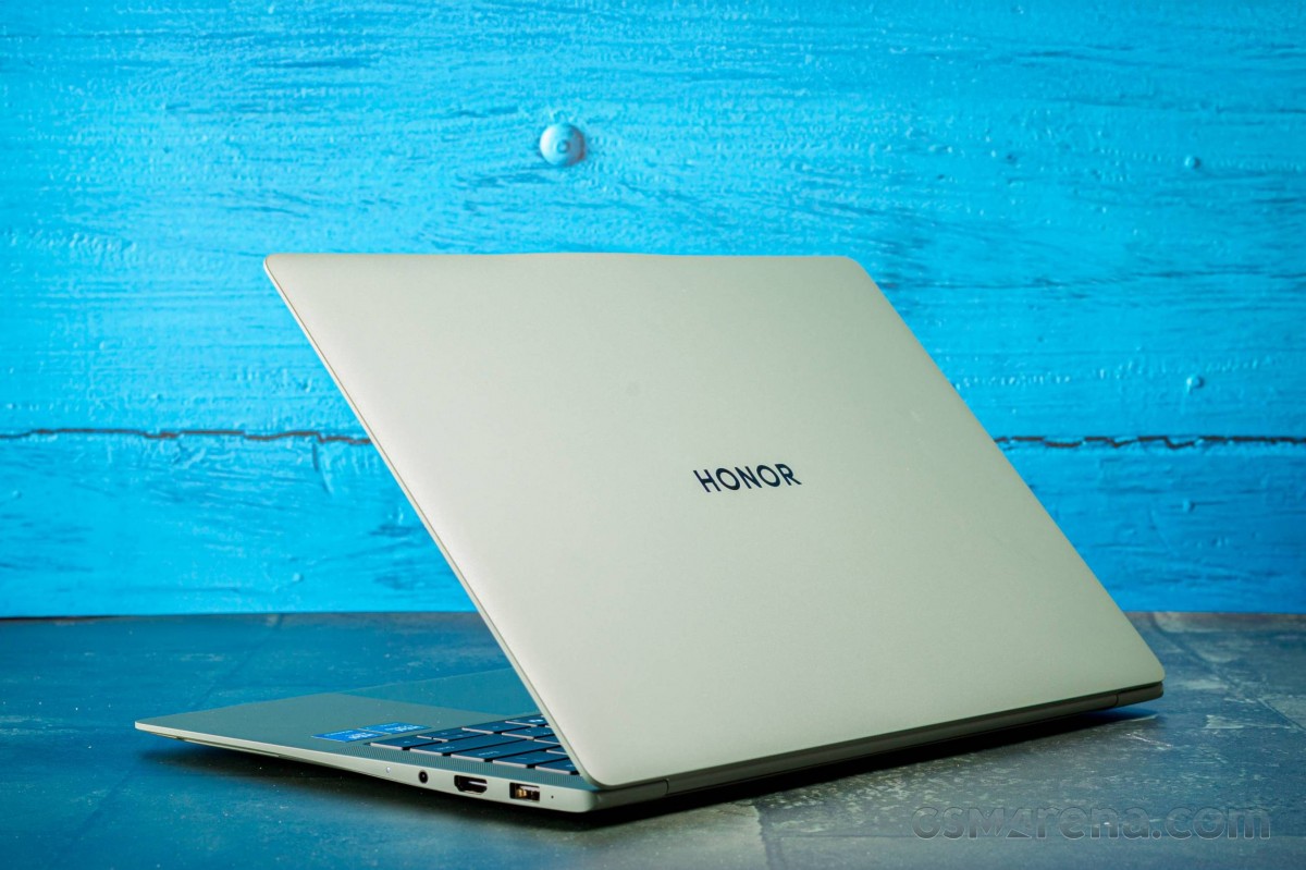 Đánh giá Honor MagicBook Art 14 2025: Ultrabook siêu mỏng nhẹ, rẻ hơn MacBook Air cả chục triệu