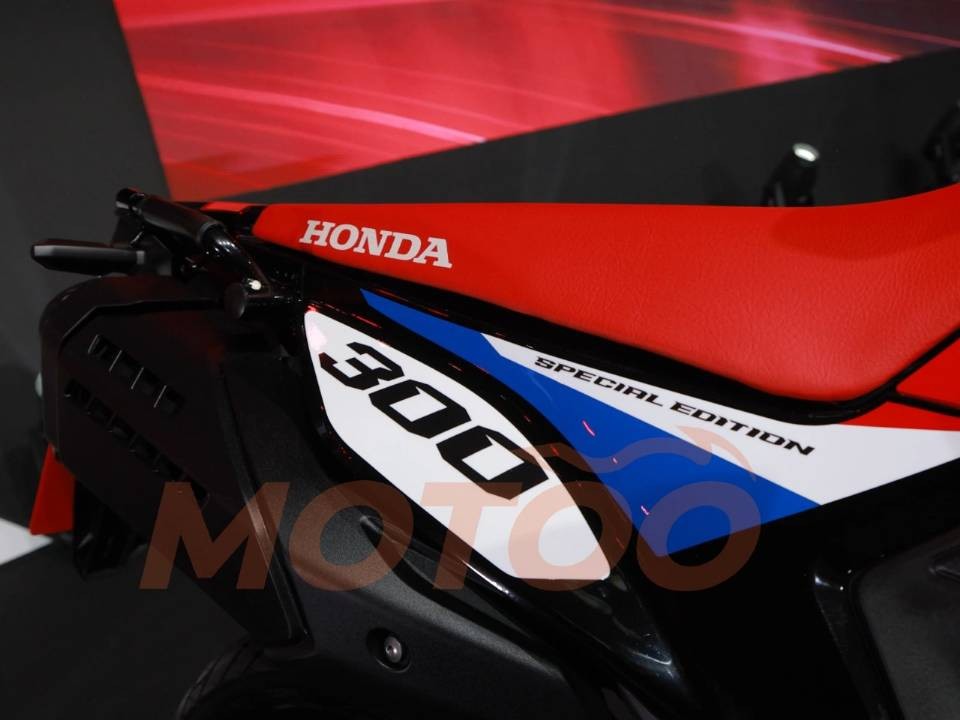 ‘Vua côn tay’ mới của Honda ra mắt: Động cơ 293cc áp đảo Winner R và Yamaha Exciter, có ABS 2 kênh ảnh 5