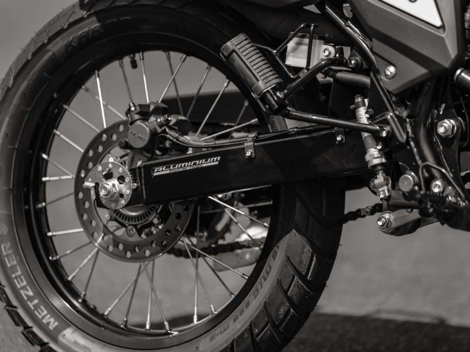 ‘Vua côn tay’ mới của Honda ra mắt: Động cơ 293cc áp đảo Winner R và Yamaha Exciter, có ABS 2 kênh ảnh 6