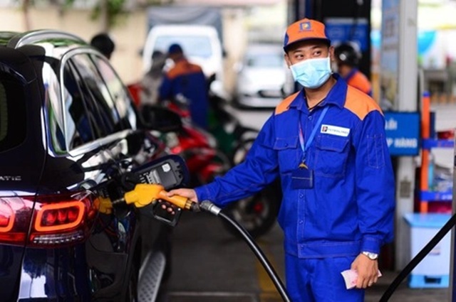 Cập nhật giá xăng dầu hôm nay 7/10: Dự báo sẽ giảm sau 2 ngày tới