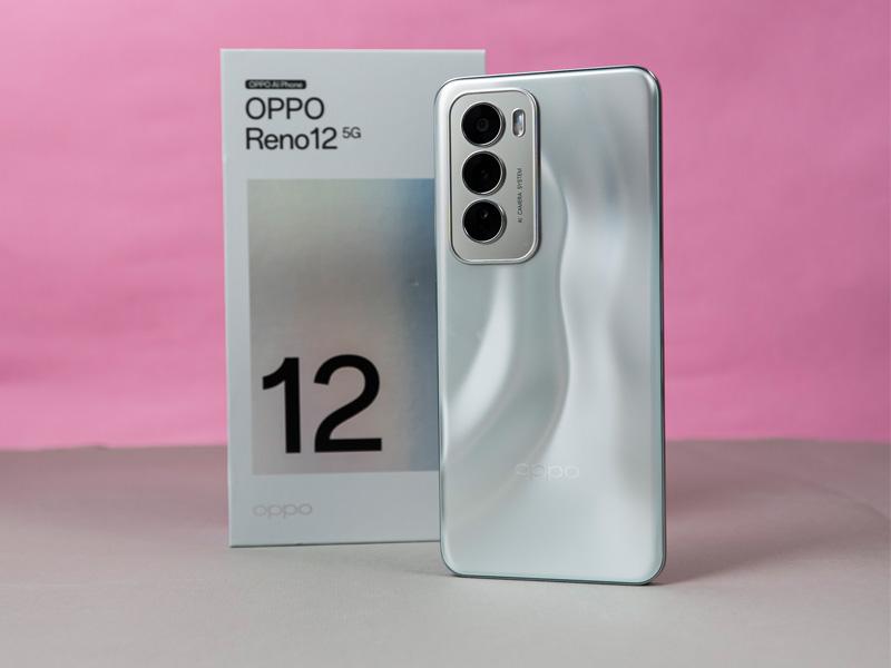 Hoa hậu tầm trung OPPO Reno12 5G giá dưới 9 triệu, ngoại hình đẹp như Galaxy S25 mê mẩn khách Việt