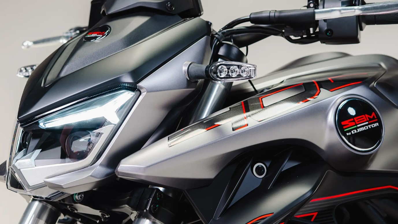 ‘Ông hoàng’ côn tay mới ra mắt với giá ‘rẻ như bèo’, sở hữu động cơ 400cc át vía Exciter và Winner R ảnh 7