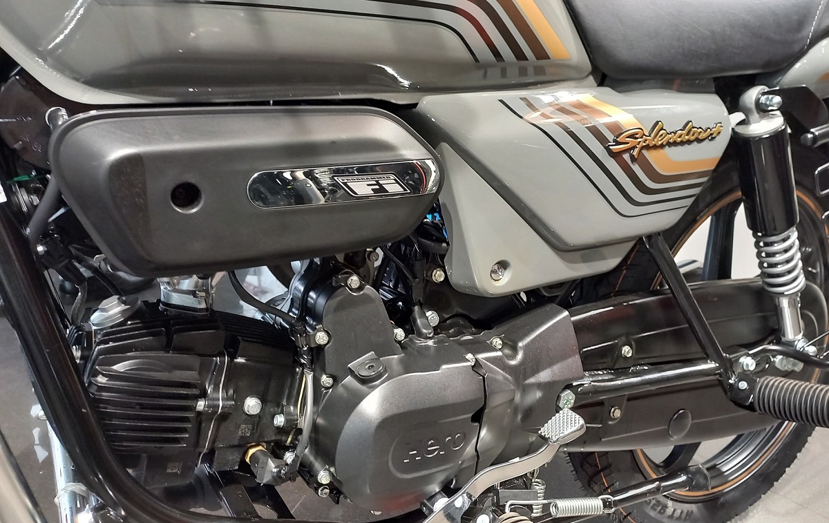 ‘Vua côn tay’ 100cc mới chính thức về đại lý giá 23 triệu đồng: Đại chiến Honda Winner R và Exciter