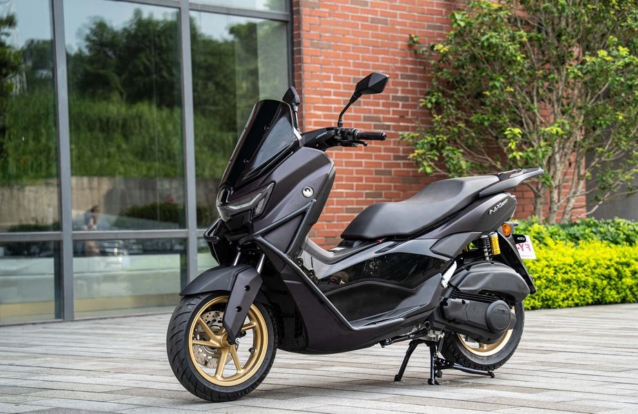 Mở bán ‘xe ga quốc dân’ 150cc mới giá chỉ 29,5 triệu đồng, rẻ hơn cả Honda Vision mà trang bị như SH ảnh 1