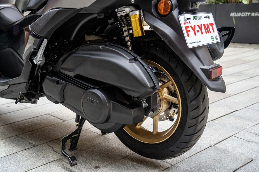Mở bán ‘xe ga quốc dân’ 150cc mới giá chỉ 29,5 triệu đồng, rẻ hơn cả Honda Vision mà trang bị như SH ảnh 4