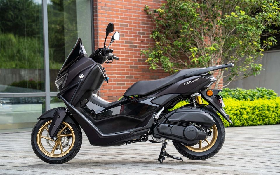 Mở bán ‘xe ga quốc dân’ 150cc mới giá chỉ 29,5 triệu đồng, rẻ hơn cả Honda Vision mà trang bị như SH ảnh 6