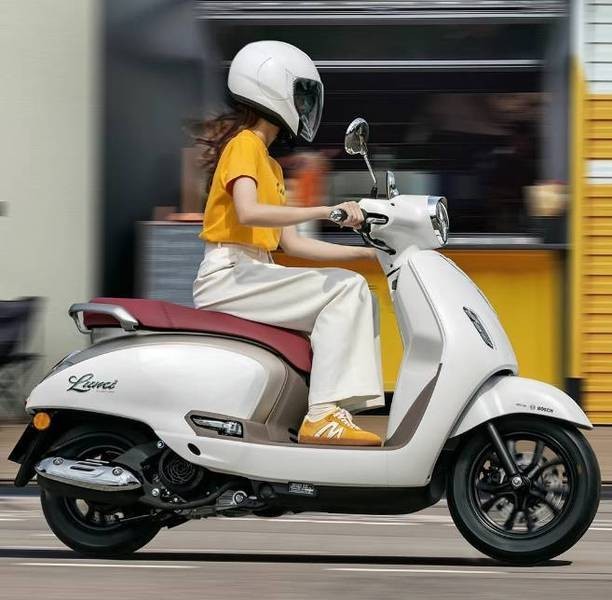 Tin xe 17/10: Quên Exciter và Winner R đi, ‘xe côn tay quốc dân’ 150cc mới ra mắt giá 29 triệu đồng ảnh 2